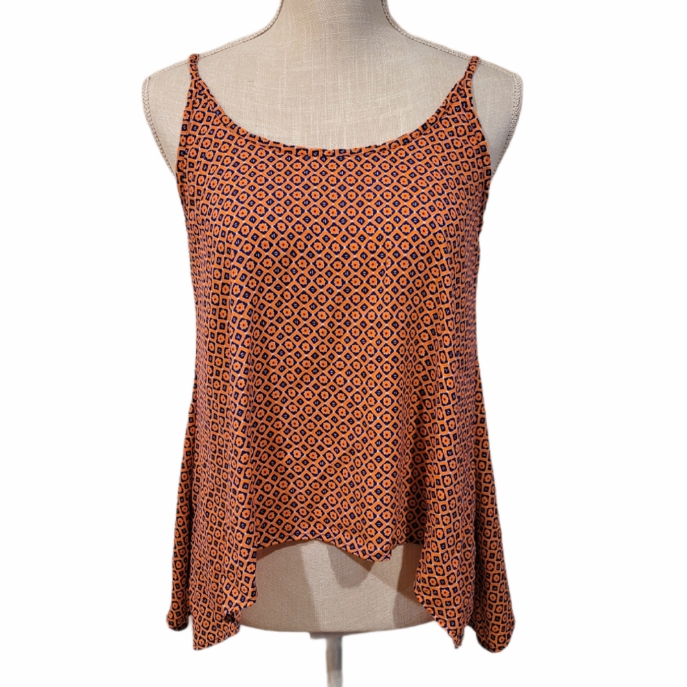 Soprano Geometric Floral Low Back Women's Tank Sm